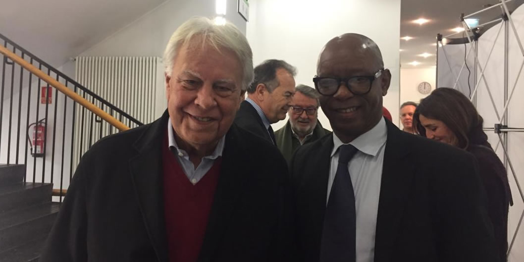 Manuel Cuesta Mor&uacute;a